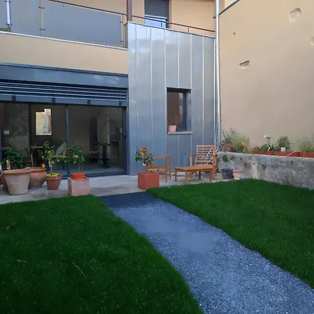 Le Logis Des Abeilles Lapenne