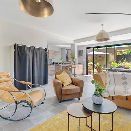 度假居 Le Logis Des Abeilles
